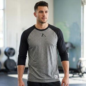 Nike Men's Black and Gray Tee